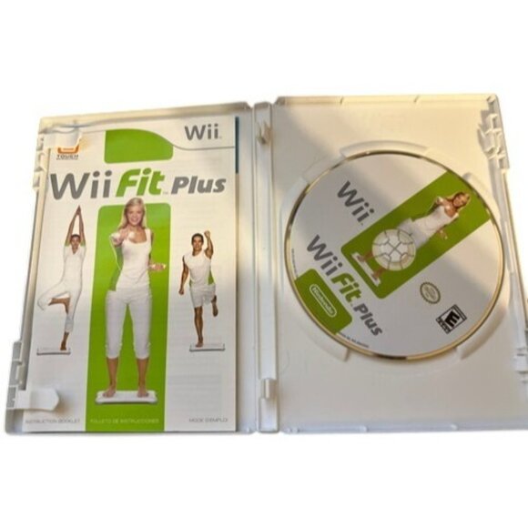 Wii Fit Plus Nintendo Wii 2009 Complete Set With Disc Case & Manuals - Picture 3 of 3